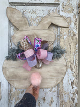 Load image into Gallery viewer, Shiplap Bunny Door Hanger