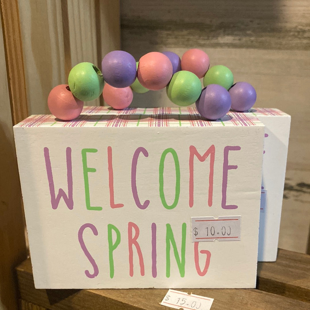 Mini Welcome Spring Hanging Sign – Vick Crafts
